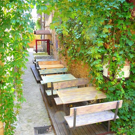 El Cau Del Papibou - Adults Only Hotel Peratallada Exterior photo